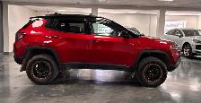 2025 Jeep Compass Trailhawk Elite 4x4 - Photo 4
