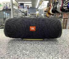 JBL Charge 4 Bluetooth Speaker