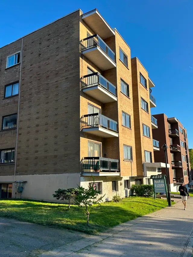 31/2 and 41/2 apartment Near Metro - ALL INCL. Available now