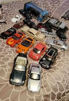 1:18 Die Cast collection lot of 25 cars - Photo 2