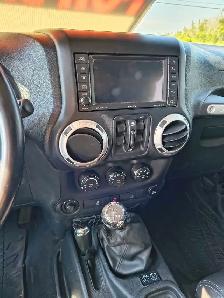 Jeep Wrangler 2011 - Photo 5