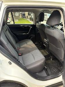 2025 Toyota RAV4 - Photo 4