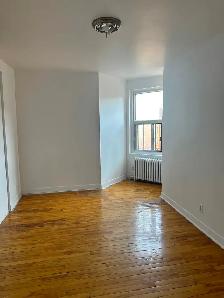 Nice private room, next to metro Snowdom available now. - Photo 6