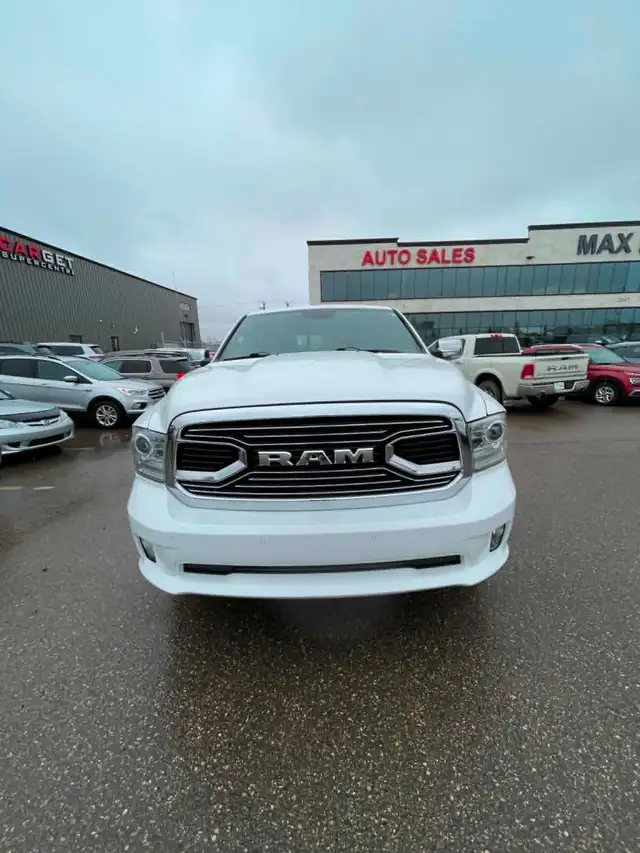 2018 Ram 1500 Longhorn Limited 5.7L HEMI Crew Cab – Fully Loaded