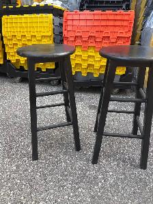 Free delivery used Set of 2 Black Bar Stools - Photo 3