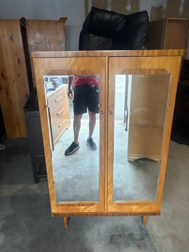 Free delivery used Vintage Mirrored Wardrobe