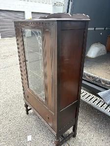 Free delivery Antique Glass Display Cabinet with Drawer - Photo 4