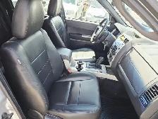 2011 Ford  4WD V6 Leather Heated Seats Full Service History - Photo 11
