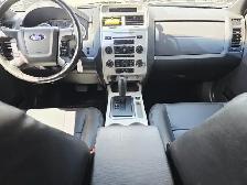 2011 Ford  4WD V6 Leather Heated Seats Full Service History - Photo 13