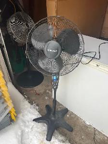 Free delivery used Honeywell QuietSet Pedestal Fan - Photo 4