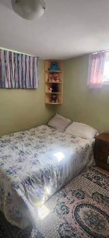 One bedroom basement apartment - Photo 3