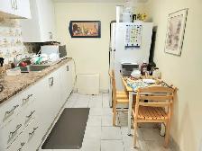 One bedroom basement apartment - Photo 6