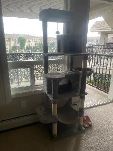 Furhaven Extra Large Cat Stand (New) - Photo 4