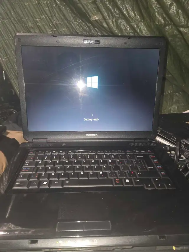TOSHIBA LAPTOP FOR SALE