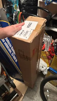 MARS HYDRO 4x2x6 Grow Tent - ONLY $100 NEW NEVER OPENED - Photo 2