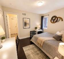 Quiet furnished room in Vaughan. All utilities/ 1 parking Includ - Photo 6