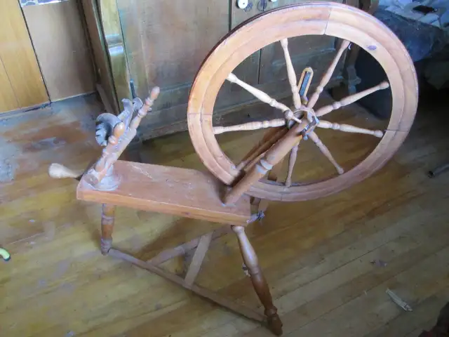 Rouet antique
