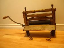 Tordeur en bois ancien