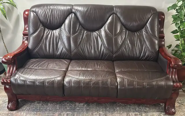 3 piece leather sofa set for immediate sale!