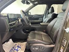 2025 Hyundai Santa Fe ULTIMATE CALLIGRAPHY | 2.5L | 6 PASS | ONE - Photo 10