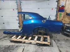 Dodge Challenger Piece Capot (hood) - Photo 2