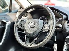 2021 Toyota RAV4 LE - Photo 16