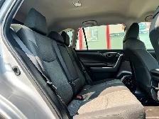 2021 Toyota RAV4 LE - Photo 17
