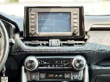 2021 Toyota RAV4 LE - Photo 22