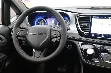 2025 Chrysler Pacifica Limited - Call 902-466-9550 Apple Carplay - Photo 26