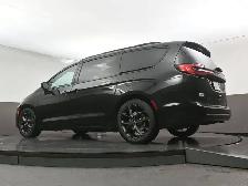 2025 Chrysler Pacifica Limited - Call 902-466-9550 Apple Carplay - Photo 45