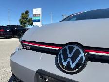2024 Volkswagen Golf GTI Autobahn GTI! Navigation, Classic Se... - Photo 4