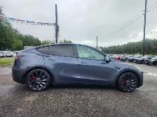 2022 TESLA MODEL Y PERFORMANCE - Photo 9
