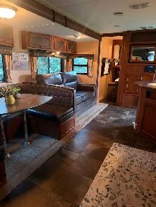 2014 Dutchmen 261BHS Bunkhouse Travel Trailer - Photo 3