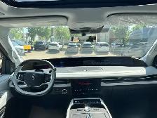 2027 Lincoln Navigator Black Label - Photo 13
