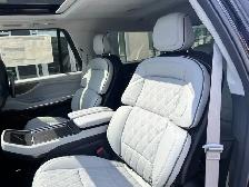 2027 Lincoln Navigator Black Label - Photo 16