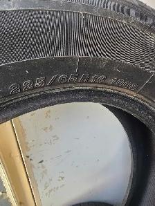 225 65 16 summer tires - Photo 3