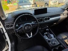 2025 Mazda CX-5 - Photo 3