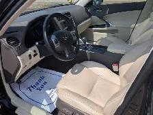 2011 Lexus IS 250 - Photo 4