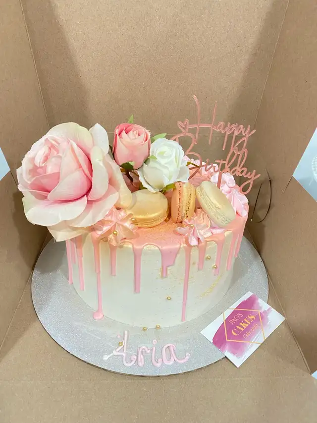 Floral cakes, GTA custom cakes delivery or pickup