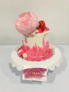 Floral cakes, GTA custom cakes delivery or pickup - Photo 6