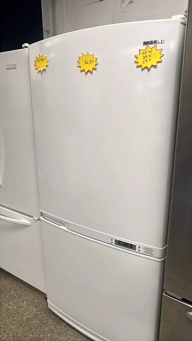 32" Samsung Bottom Freezer Refrigerator-30-Day Warranty
