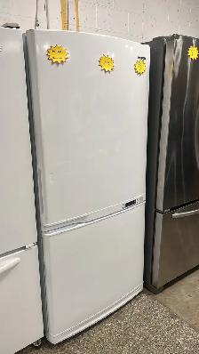 32" Samsung Bottom Freezer Refrigerator-30-Day Warranty - Photo 2