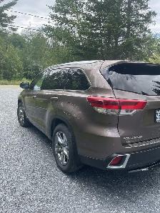 Toyota Highlander lLimited AWD - Photo 7