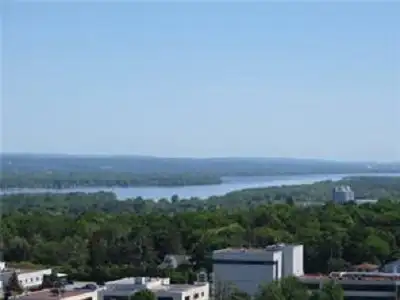 Breathtaking view of the Ottawa Valley River - 1 bdr condo