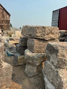 17' High Dark Grey Armour Stone - Photo 2