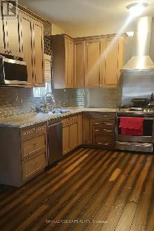 Whitby House For Rent, 4 Bedrooms, 3 Baths, Finished Basement - Photo 3
