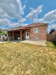 Whitby House For Rent, 4 Bedrooms, 3 Baths, Finished Basement - Photo 10