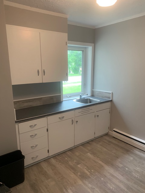 NEW AD - Melville Apartments - One bedroom JUNIOR by City Hall
