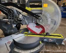 Ryobi Sliding Miter Saw TSS702 - Photo 3