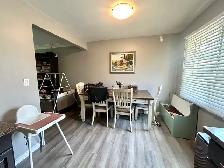 NORTH END Main Floor 3 Bedroom Apartment! - Photo 7